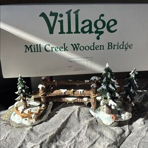 Department 56 village Mill Creek wooden bridge. New in Box
